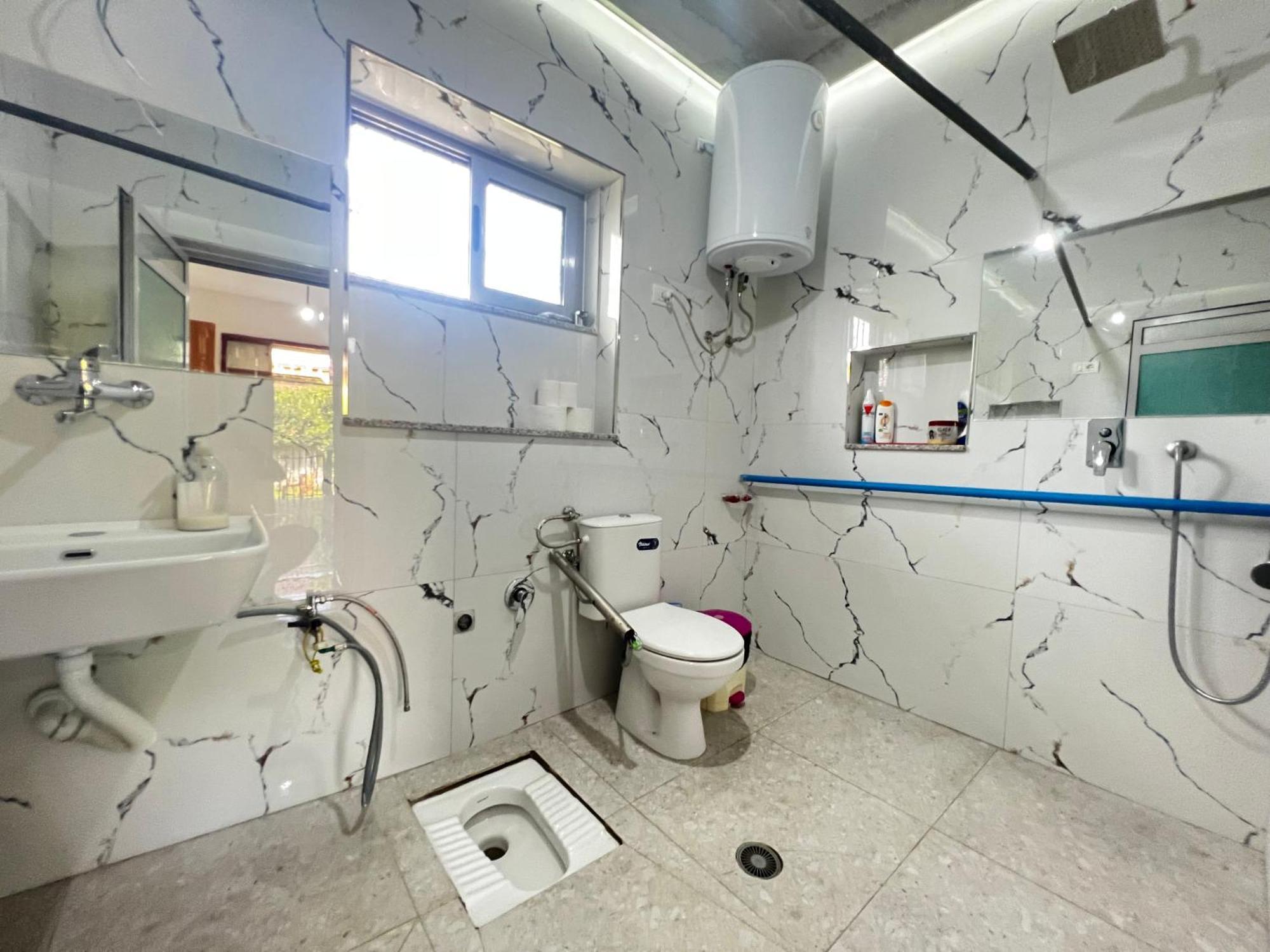 Chateau Sukaj Ljaknasi Extérieur photo