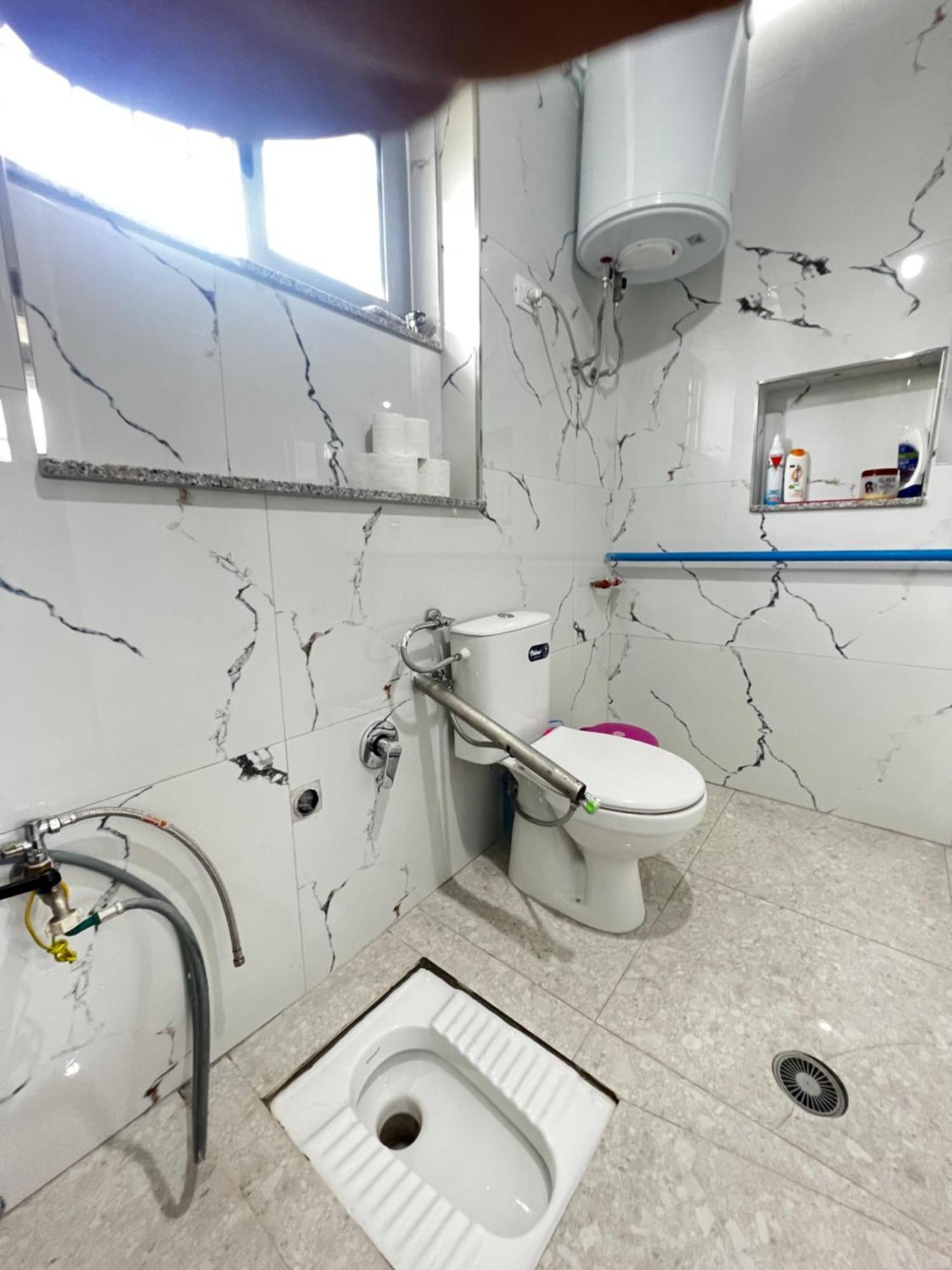 Chateau Sukaj Ljaknasi Extérieur photo